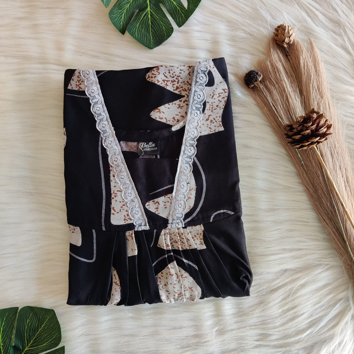 Black And White Printed Alfine V-Neck Lace Pleated Nighty | No Zip | Free Size | Chest Width 44″| Length 56″