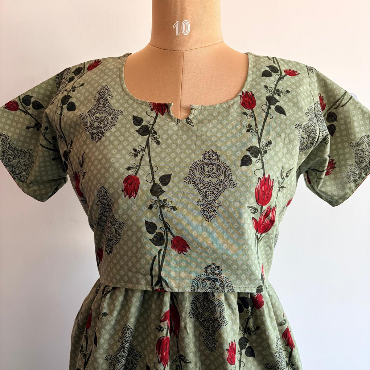 Pastel Green Printed Premium Cotton Buttonless Zipless Short Maternity Nighty | Free Size | Chest Width 44″| Length 46″