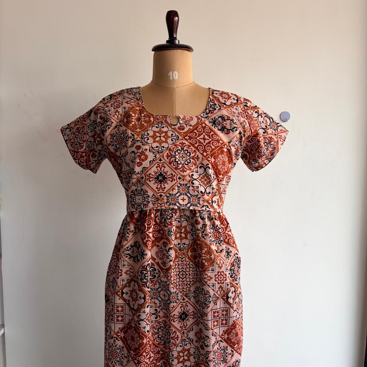 Brown Printed Premium Cotton Buttonless Zipless Short Maternity Nighty | Free Size | Chest Width 44″| Length 46″