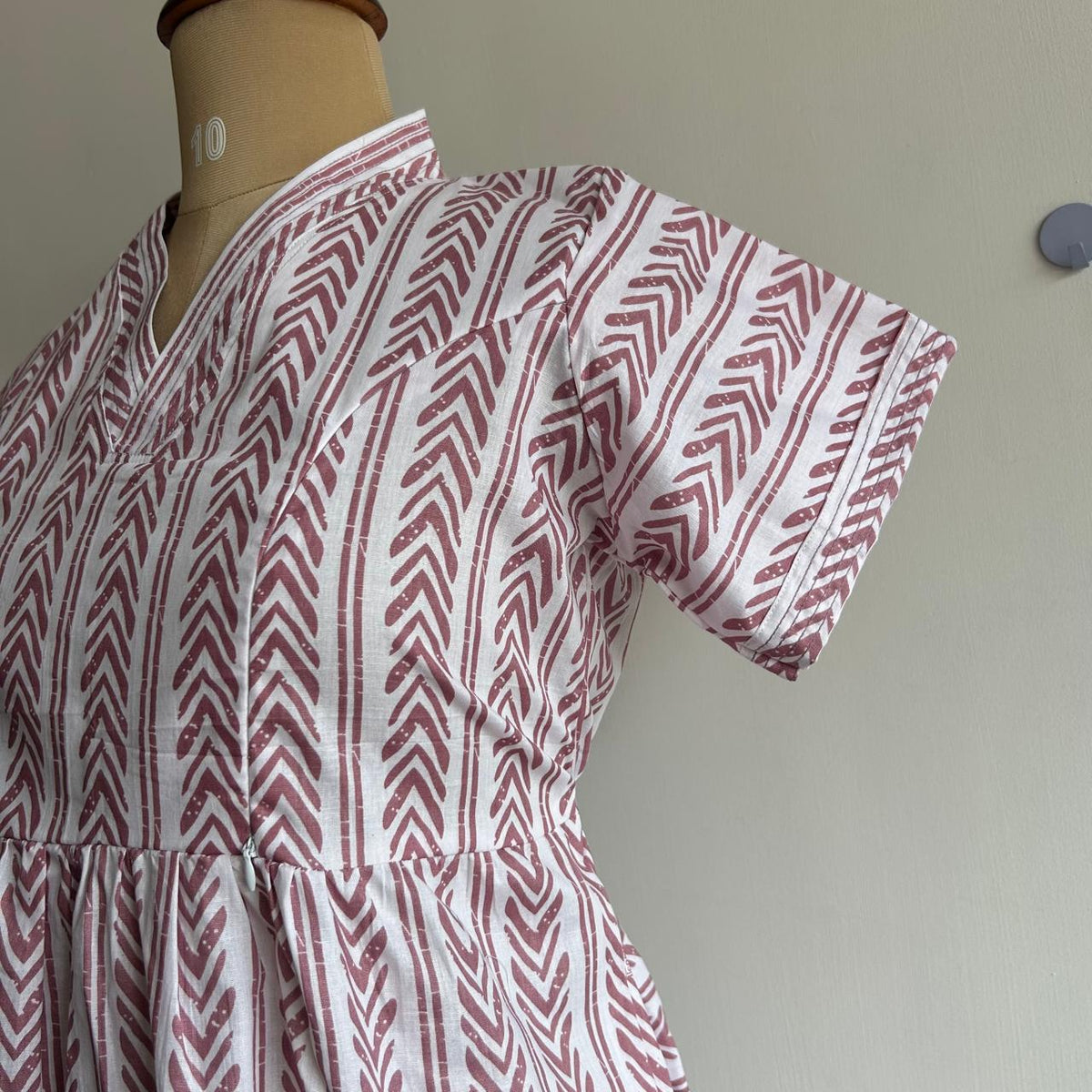 White And Mauve Printed Premium Cotton V Collar Neck Short Maternity Gown | Free Size |