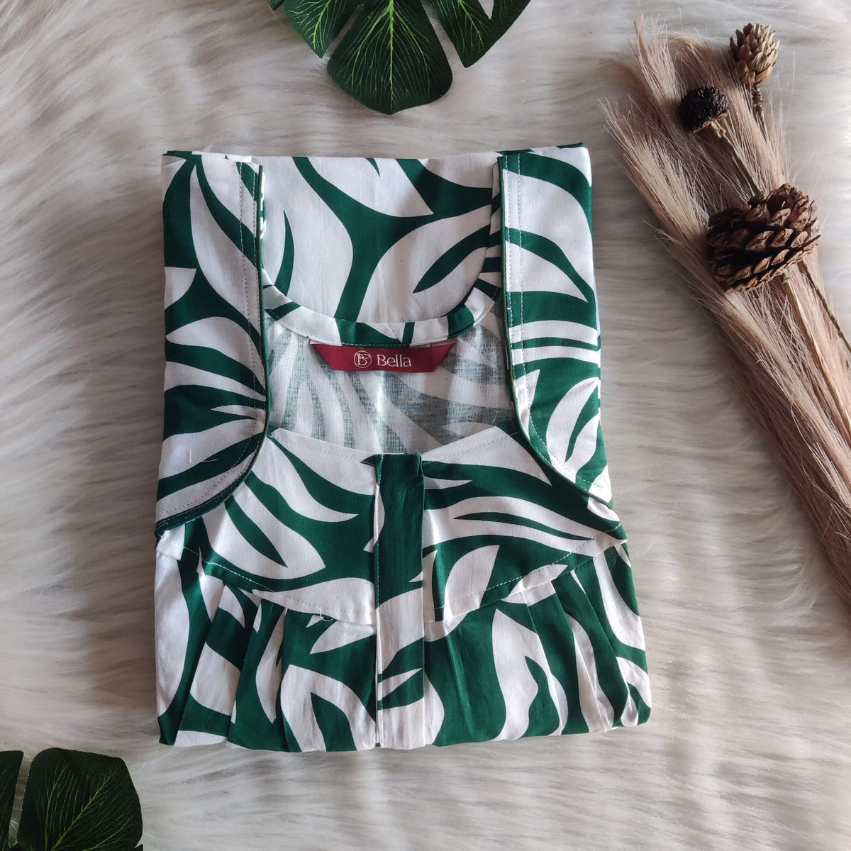 Green And White Printed Premium Cotton Pleated Zip Nighty | Free Size | Chest Width 44″| Length 54″-55″