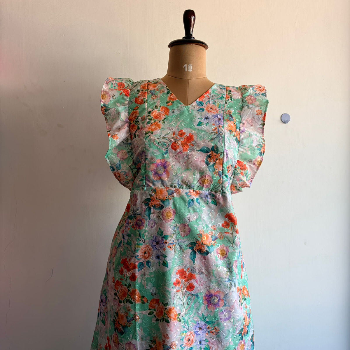 Green Floral Hakoba Ruffle Sleeve Short Maternity Gown | Free Size | Chest Width 44″| Length 44″|