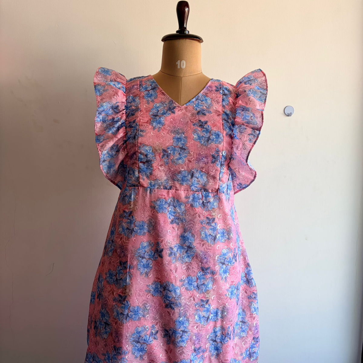 Pink And Blue Floral Hakoba Ruffle Sleeve Short Maternity Gown | Free Size | Chest Width 44″| Length 44″|