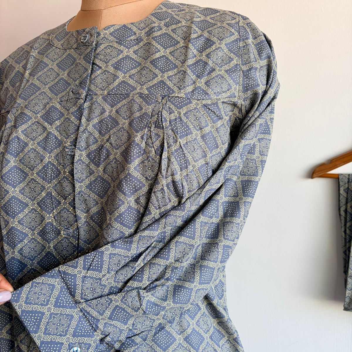 Grey Printed Round Neck Rayon Full Sleeve Loungewear Pyjama Set | Free Size |