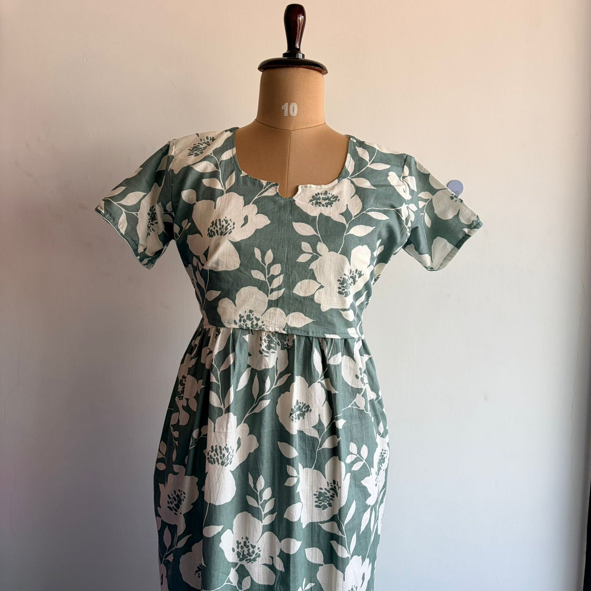 Pale Green Floral Printed Premium Cotton Buttonless Zipless Short Maternity Nighty | Free Size | Chest Width 44″| Length 46″