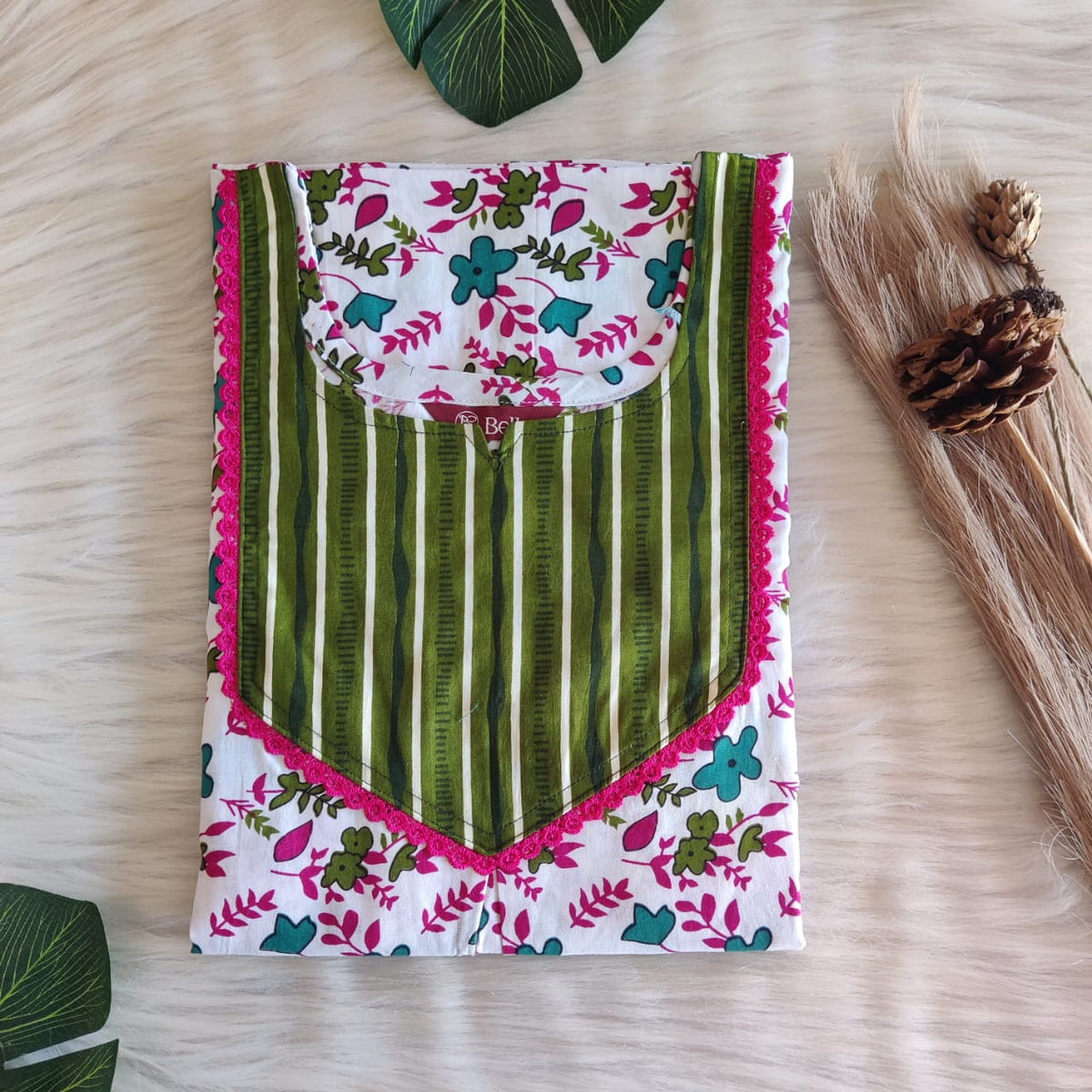 Green And White Floral Printed Premium Cotton Mix N Match Lace Pocket Nighty | Free Size | Chest Width 44″| Length 56″