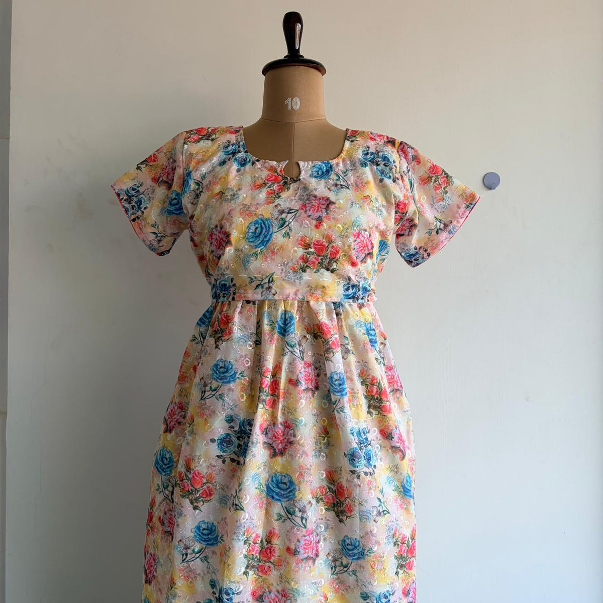 Blue And Peach Floral Printed Yellow Hakoba Buttonless Zipless Short Maternity Nighty | Free Size |