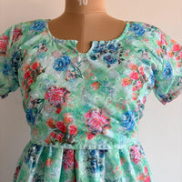 Green Floral Hakoba Buttonless Zipless Short Maternity Nighty | Free Size |