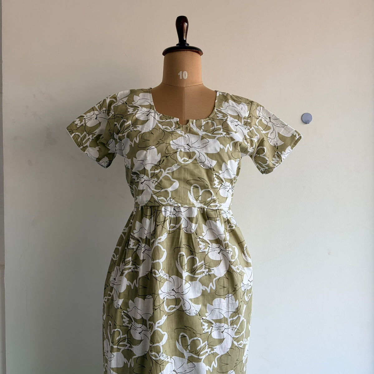 Ash Green And White Printed Premium Cotton Buttonless Zipless Short Maternity Nighty | Free Size | Chest Width 44″| Length 46″