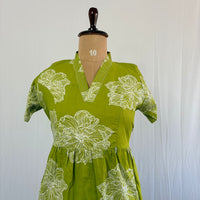 Green Floral Printed Premium Cotton V Collar Neck Short Maternity Gown | Free Size |