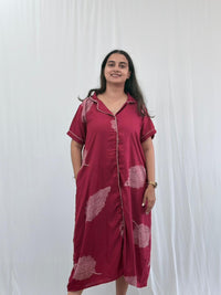 Maroon Leaf Printed Alpine Full Open Long Polo Shirt Dress | Side Pocket | Free Size | Chest Width 44″| Length 44″