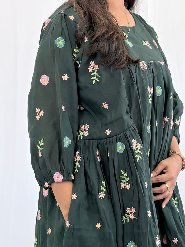 Green Floral Embroidered Mul Chanderi Feeding Kurti With Two Side Invisible Zip | Free Size | 46" length