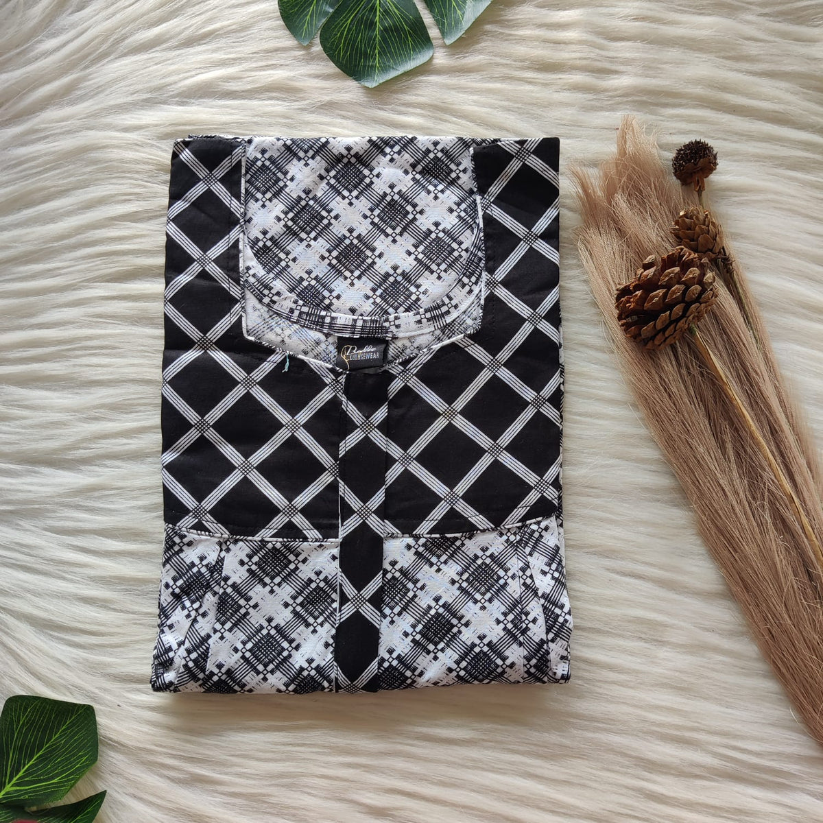 Garage Sale - Black And White Printed Premium Cotton Pleated Vertical Zip Feeding Nighty | Free Size | Chest Width 44″| Length 54″-56″