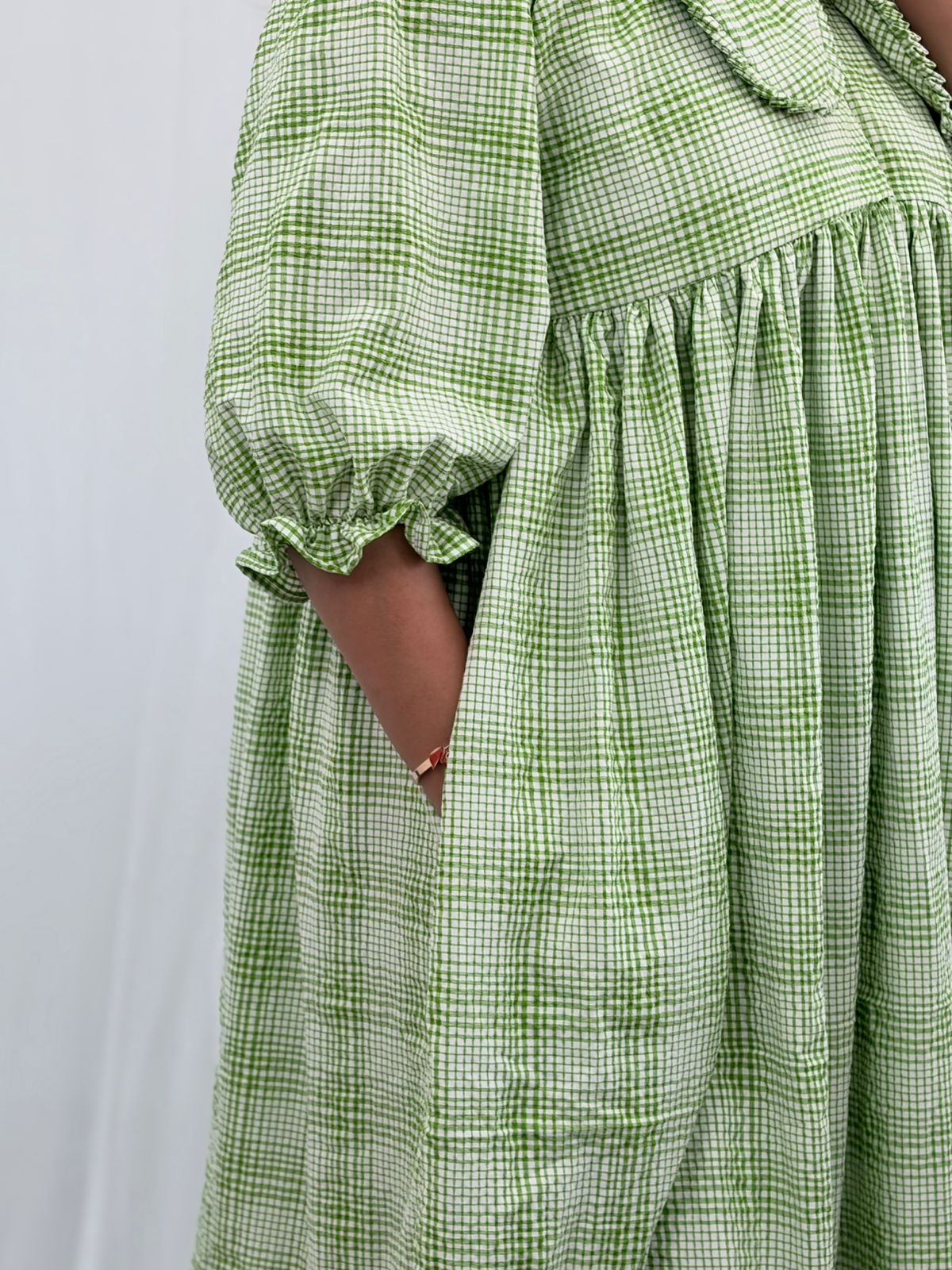 Green Check Printed Peter Pan Collar Seer Sucker Puff 3/4 Sleeve Maternity Dress with Centre Long Zip | Free Size | 46" length
