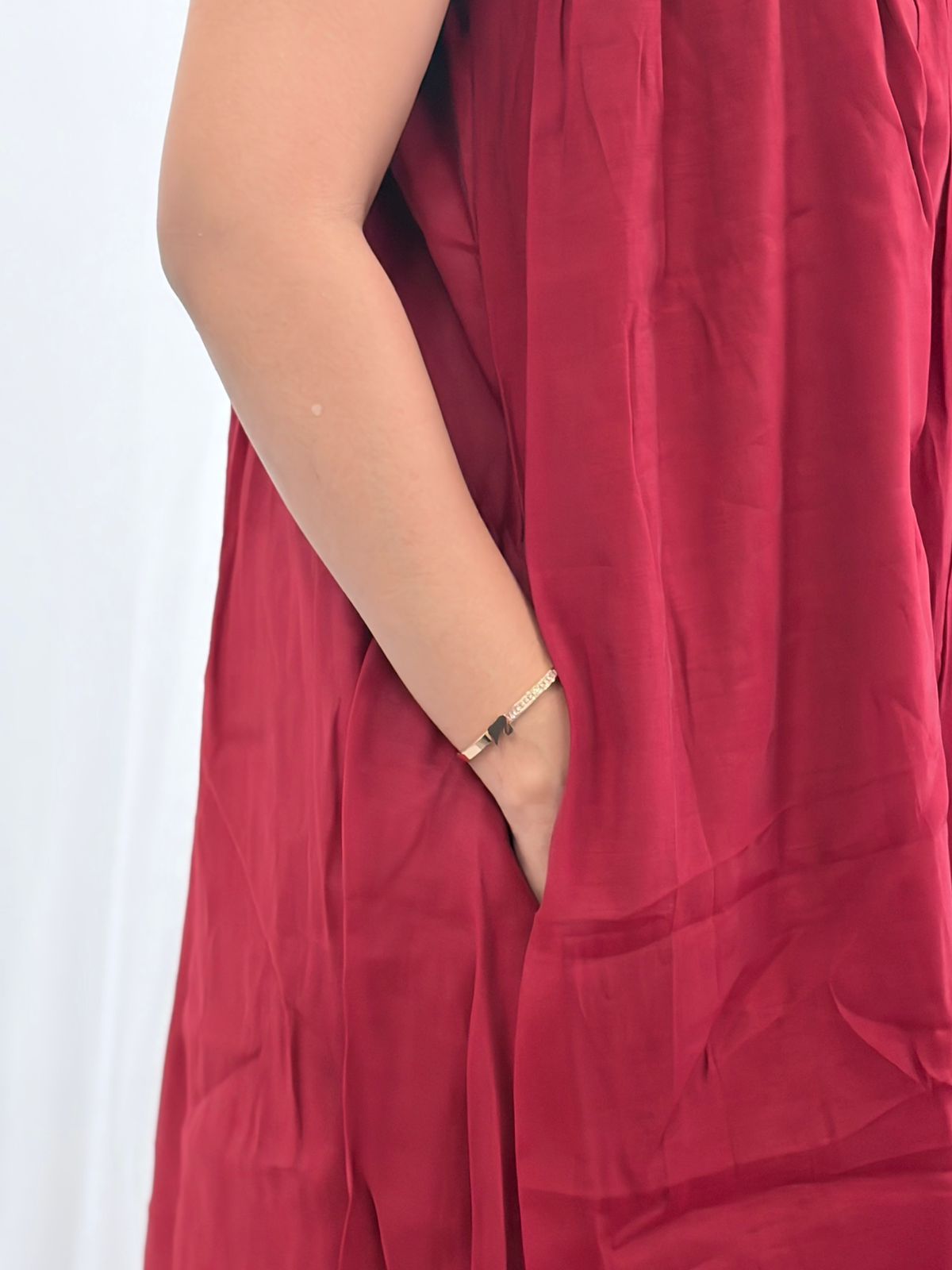 Maroon Mul Chanderi Feeding Dress With Two Side Invisible Zip | Free Size | 46" length