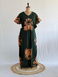 Green Batik Printed Chungidi Cotton Feeding Kaftan | Free Size | Chest Width 44″| Length 56″