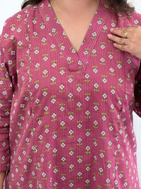 Mauve Floral Printed Kantha Cotton V - Collar Neck Feeding Kurti Co-ord Set| Palazzo Pant | Free Size