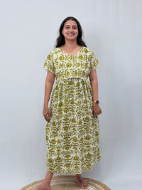 Green Floral Printed Kantha Cotton Buttonless Zipless Short Maternity Nighty | Free Size |