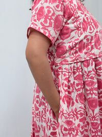 Peach And White Floral Printed Kantha Cotton Buttonless Zipless Short Maternity Nighty | Free Size |