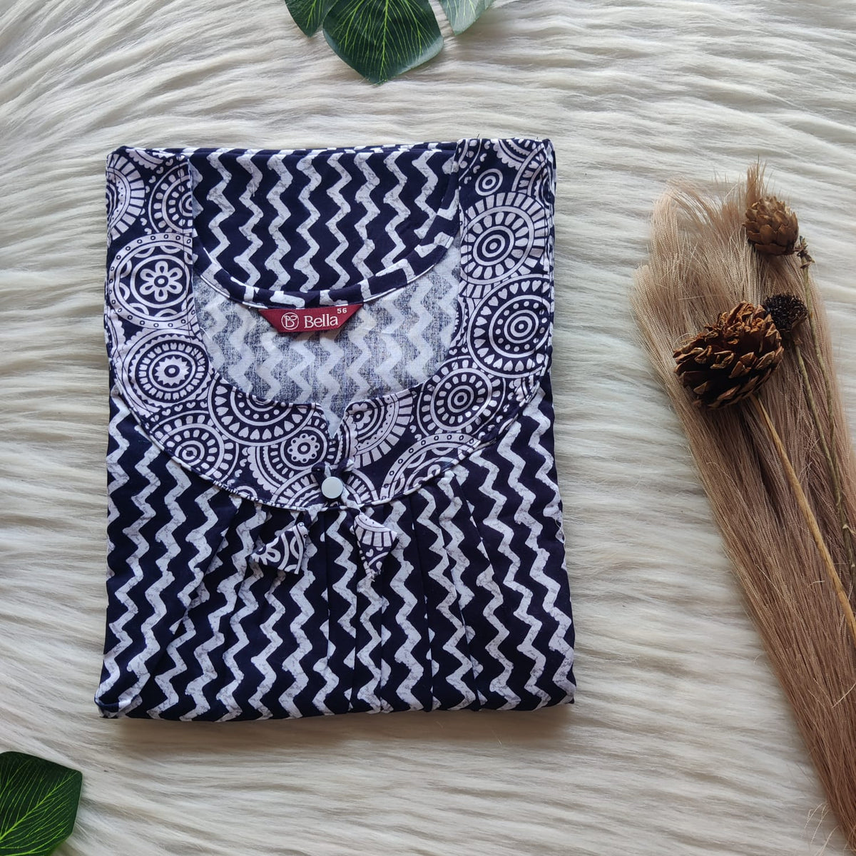 White And Navy Blue Zigzag Printed Premium Cotton No Zip Pleated Nighty | Free Size | Chest Width 44″| Length 55″-56″