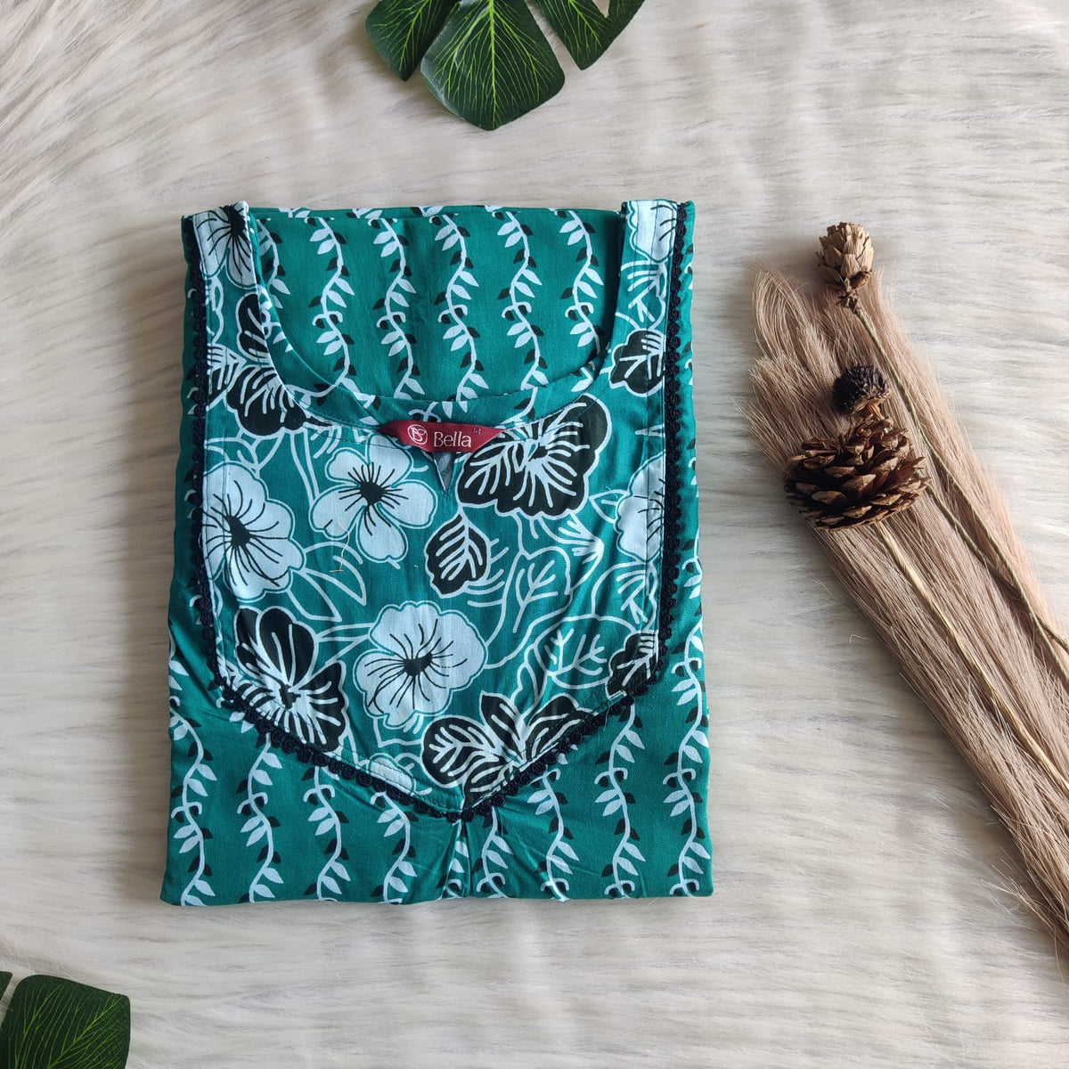 White And Green Leaf Printed Premium Cotton Mix N Match Lace Pocket Nighty | Free Size | Chest Width 44″| Length 56″