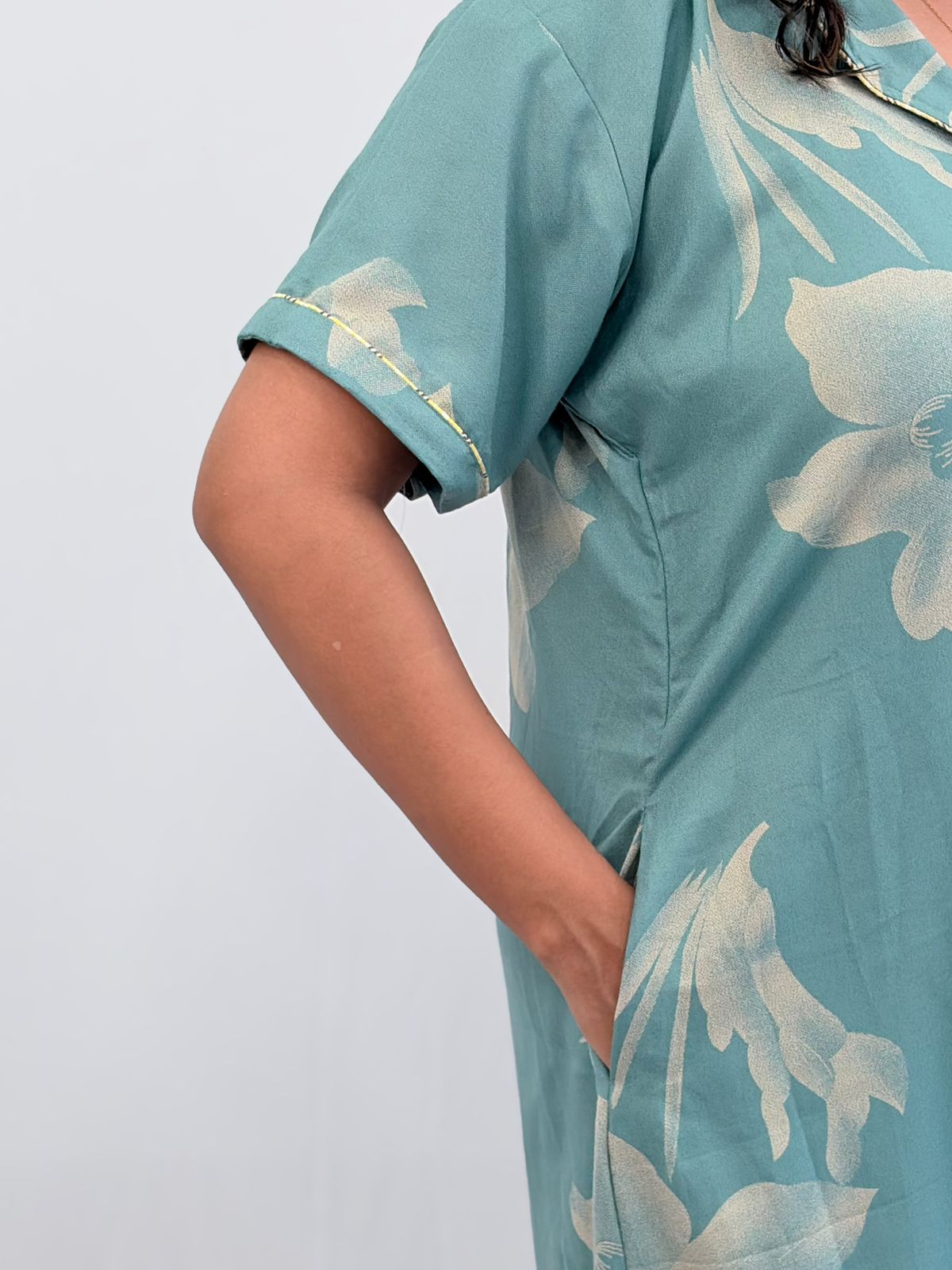 Pastel Blue Floral Printed Alpine Full Open Long Polo Shirt Dress | Side Pocket | Free Size | Chest Width 44″| Length 44″