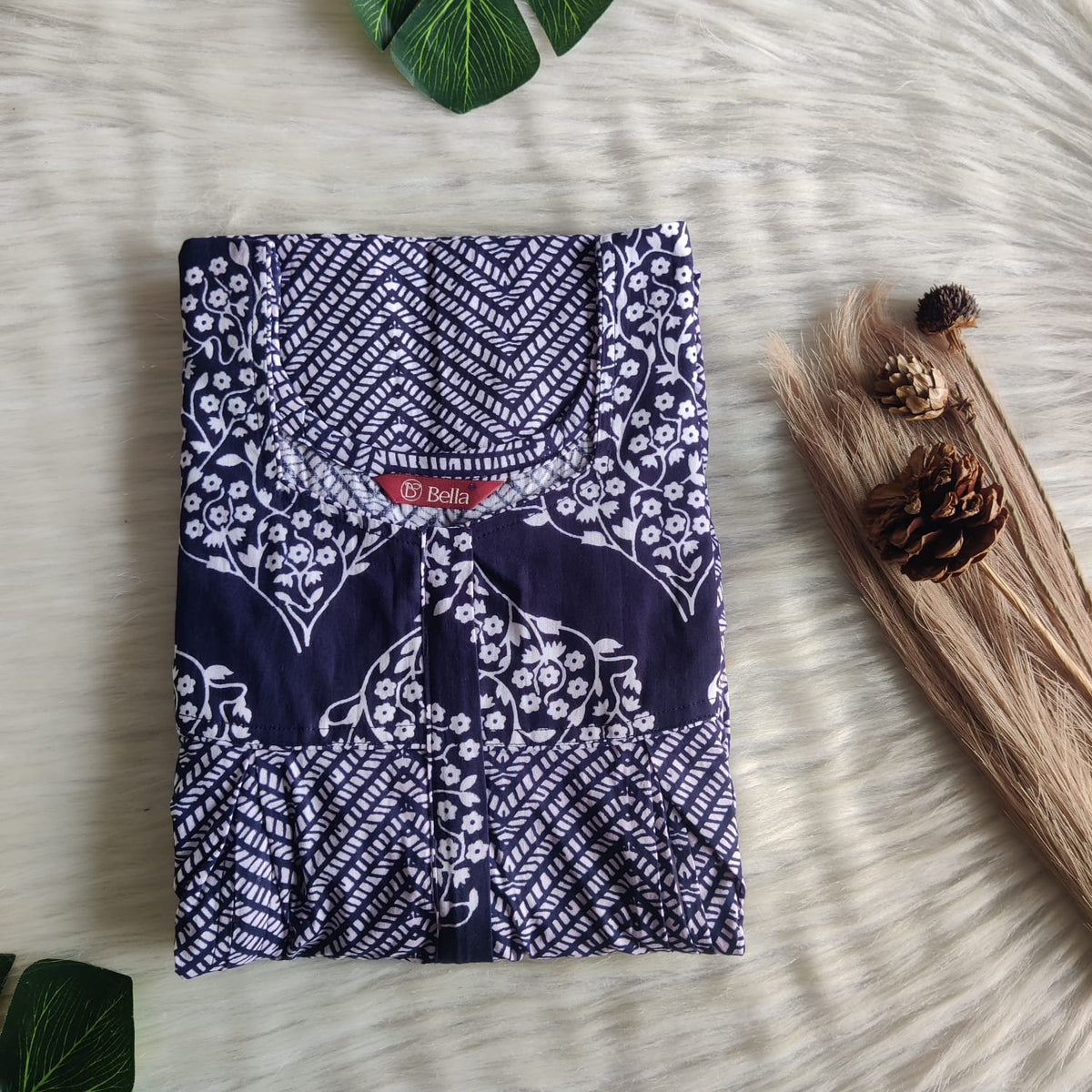 Navy Blue And White Zigzag Printed Premium Cotton Pleated Vertical Zip Feeding Nighty | Free Size | Chest Width 44″| Length 54″-56″