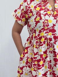 Red And White Floral Printed Premium Cotton V Collar Neck Short Maternity Gown | Free Size |
