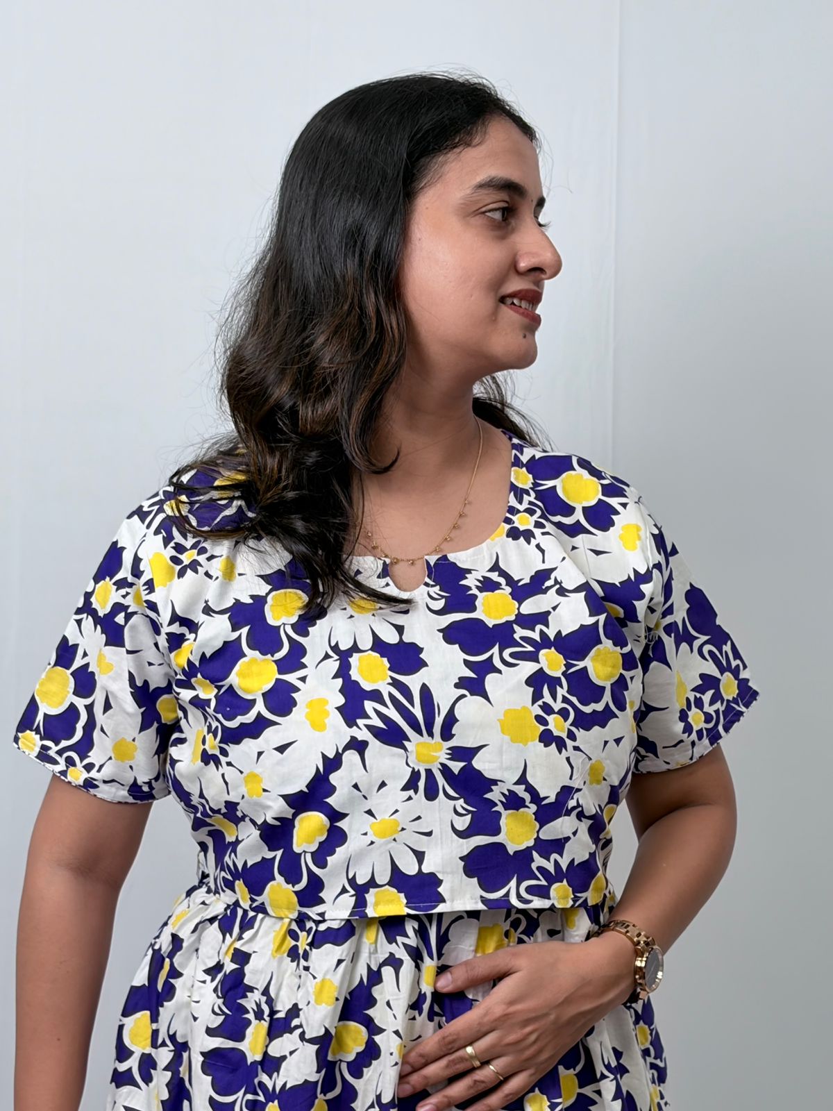 Violet And White Floral Printed Premium Cotton Buttonless Zipless Short Maternity Nighty | Free Size | Chest Width 44″| Length 46″