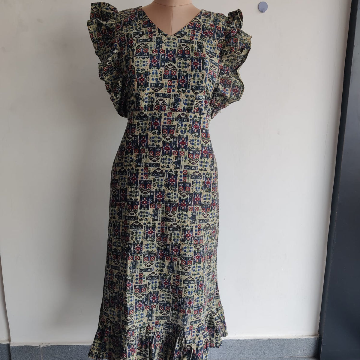 Garage Sale - Pastel Green And Navy Blue Printed Premium Cotton Ruffle Sleeve Short Maternity Gown