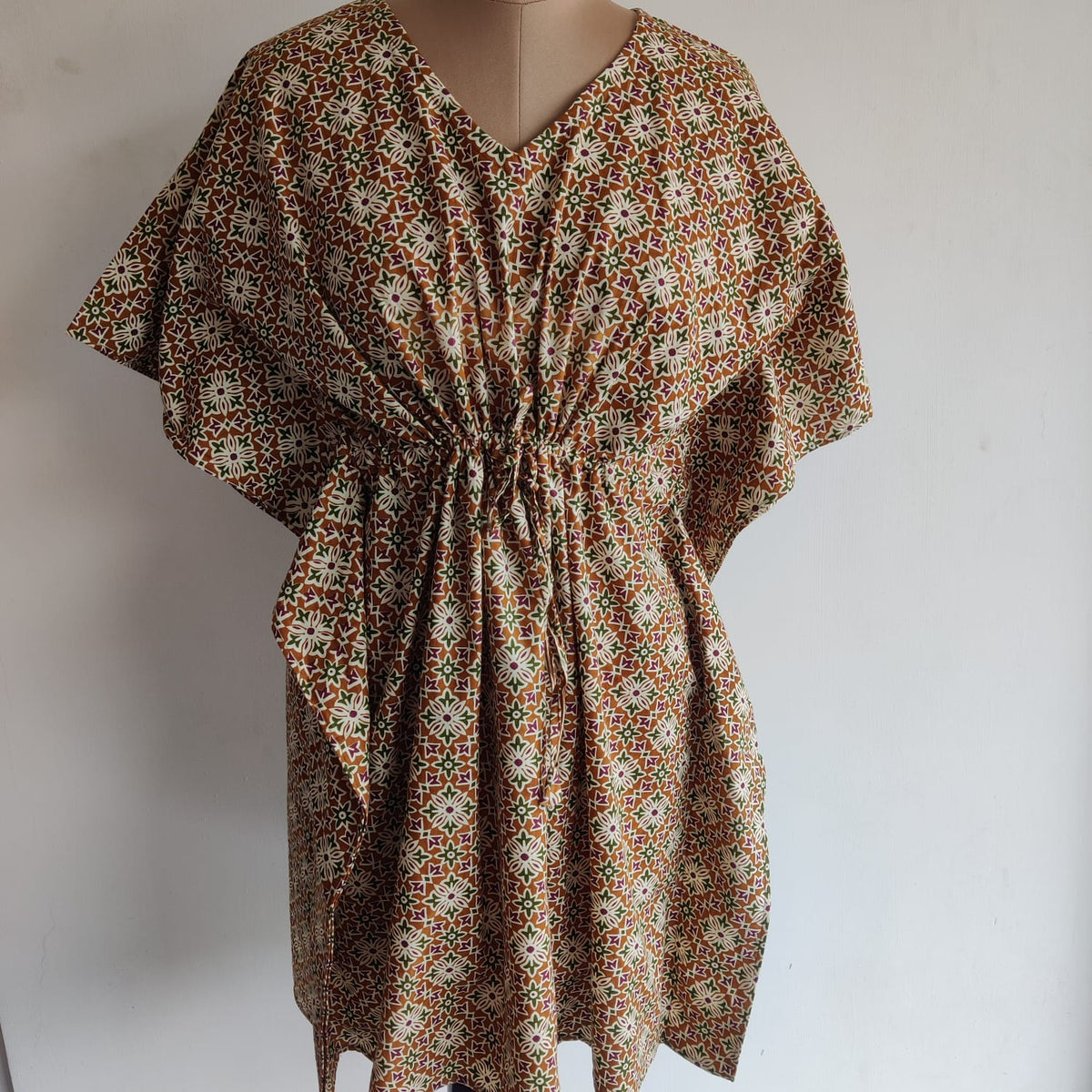 Garage Sale - Pastel Brown Printed Pure Cotton Non Feeding Kaftan Loungewear Pyjama Set | Free Size