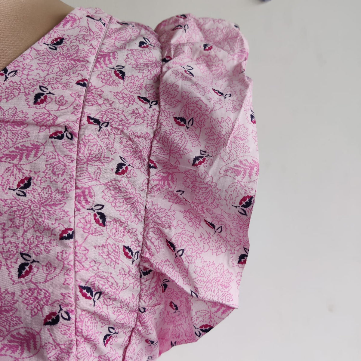 Garage Sale - Pink Leaf Printed Premium Cotton Ruffle Sleeve Short Maternity Gown