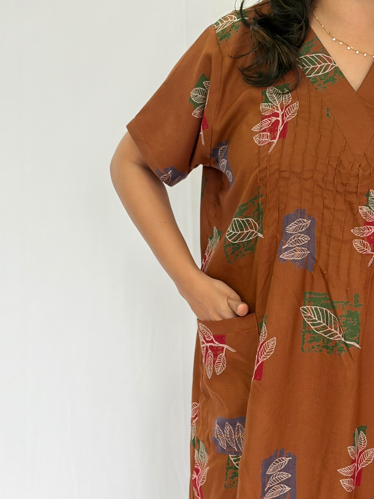 Brown Leaf Printed V-Neck Alfine Churidar Cut Nighty | Free Size | Chest Width 44″| Length 56″