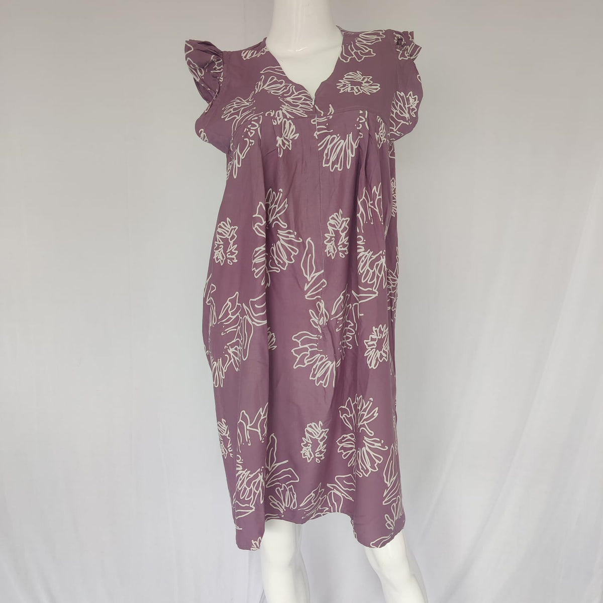 Garage Sale - Mauve Printed Rayon V- Neck Ruffle Sleeve Long Zip Short Maternity Gown | Free Size | Chest Width 44″| Length 44″