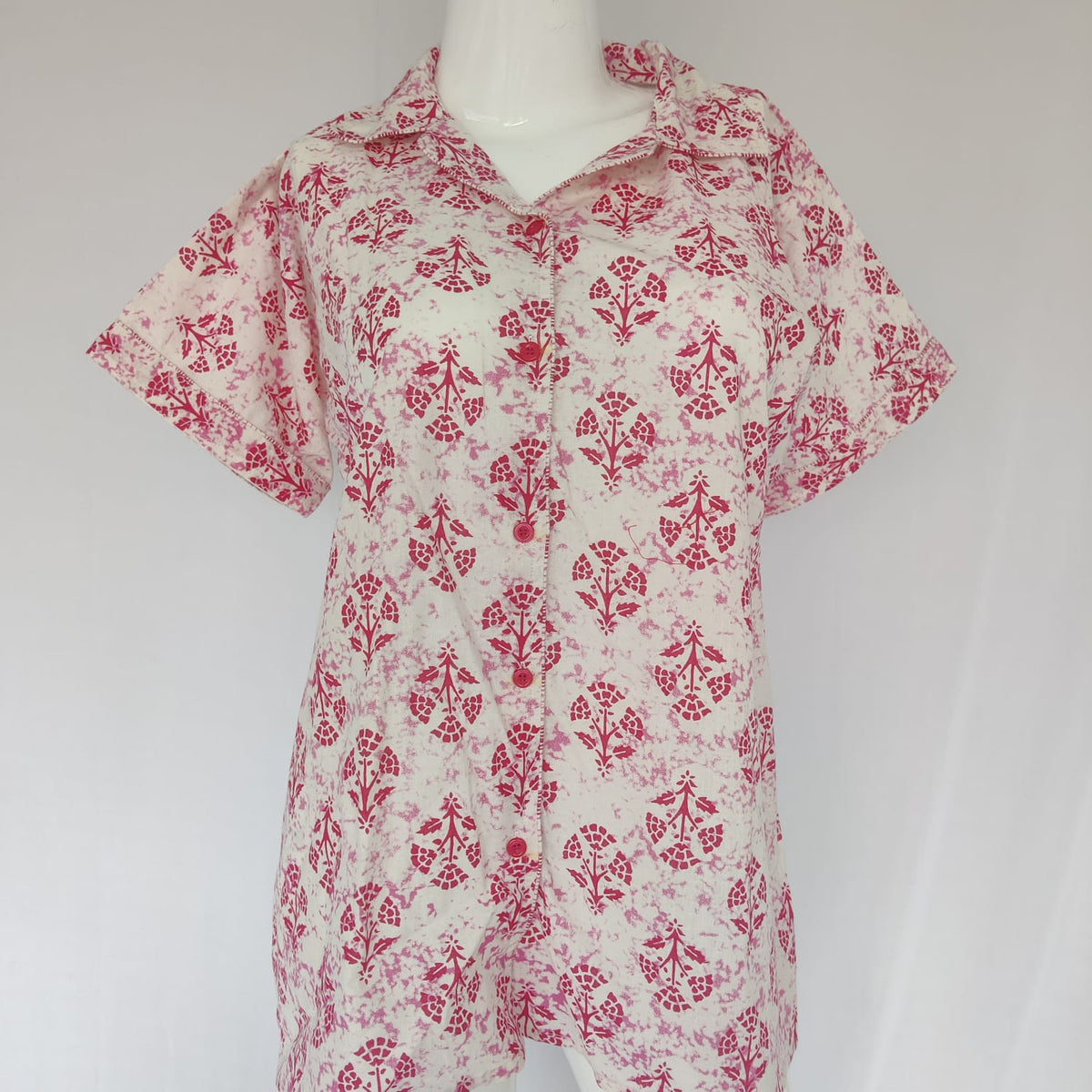 Red Floral Printed White Cotton Shirt Pyjama Set | Free Size |