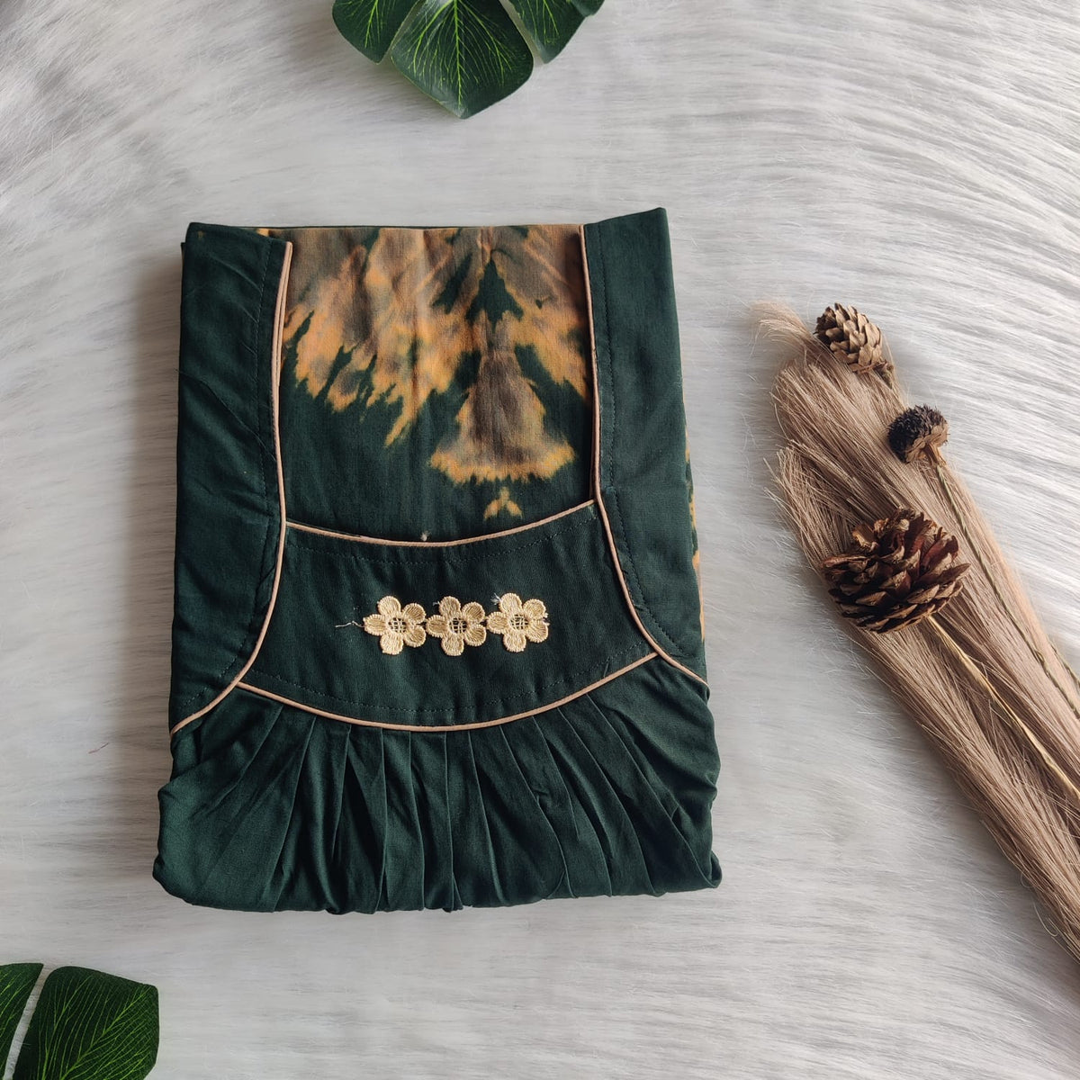 Dark Green Printed Chungidi Cotton Three Flower Nighty |Free Size | Chest Width 44"| Length 54"-55"
