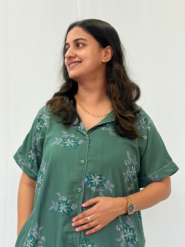 Green Floral Printed Alfine Full Open Long Polo Shirt Dress | Side Pocket | Free Size | Chest Width 44″| Length 44″