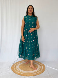 Green Floral Embroidered Mul Chanderi Sleeveless Feeding Kurti With Two Side Invisible Zip | Free Size | 46" length