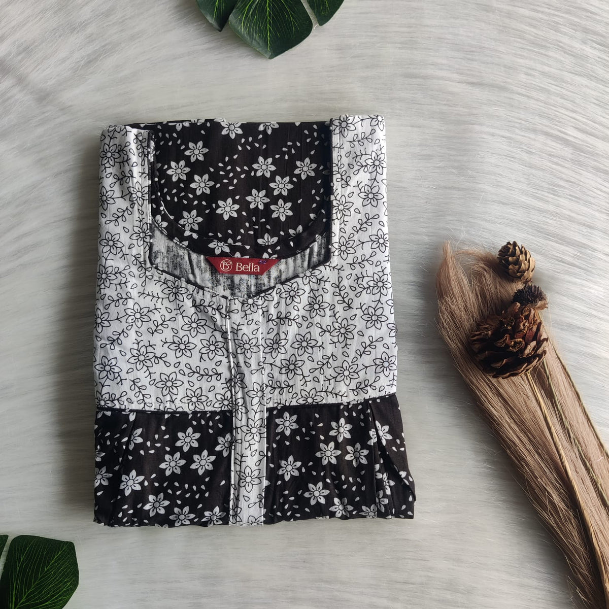 White And Black Floral Printed Premium Cotton Pleated Vertical Zip Feeding Nighty | Free Size | Chest Width 44″| Length 54″-56″