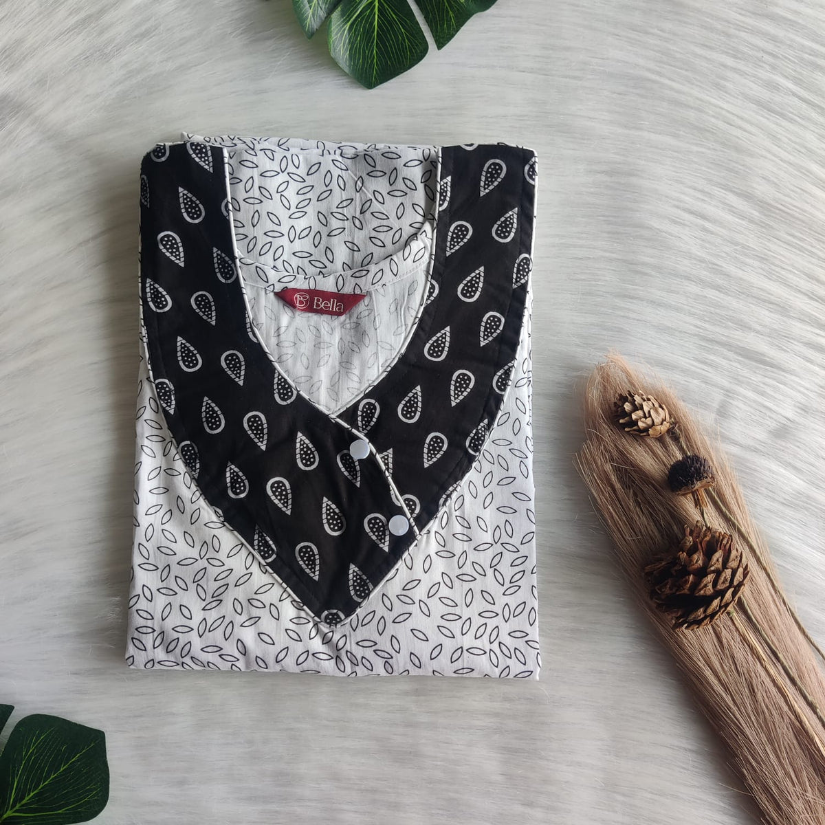 Black And White Printed Premium Cotton Side Button Nighty | Free Size | Chest Width 44″| Length 55″-56″