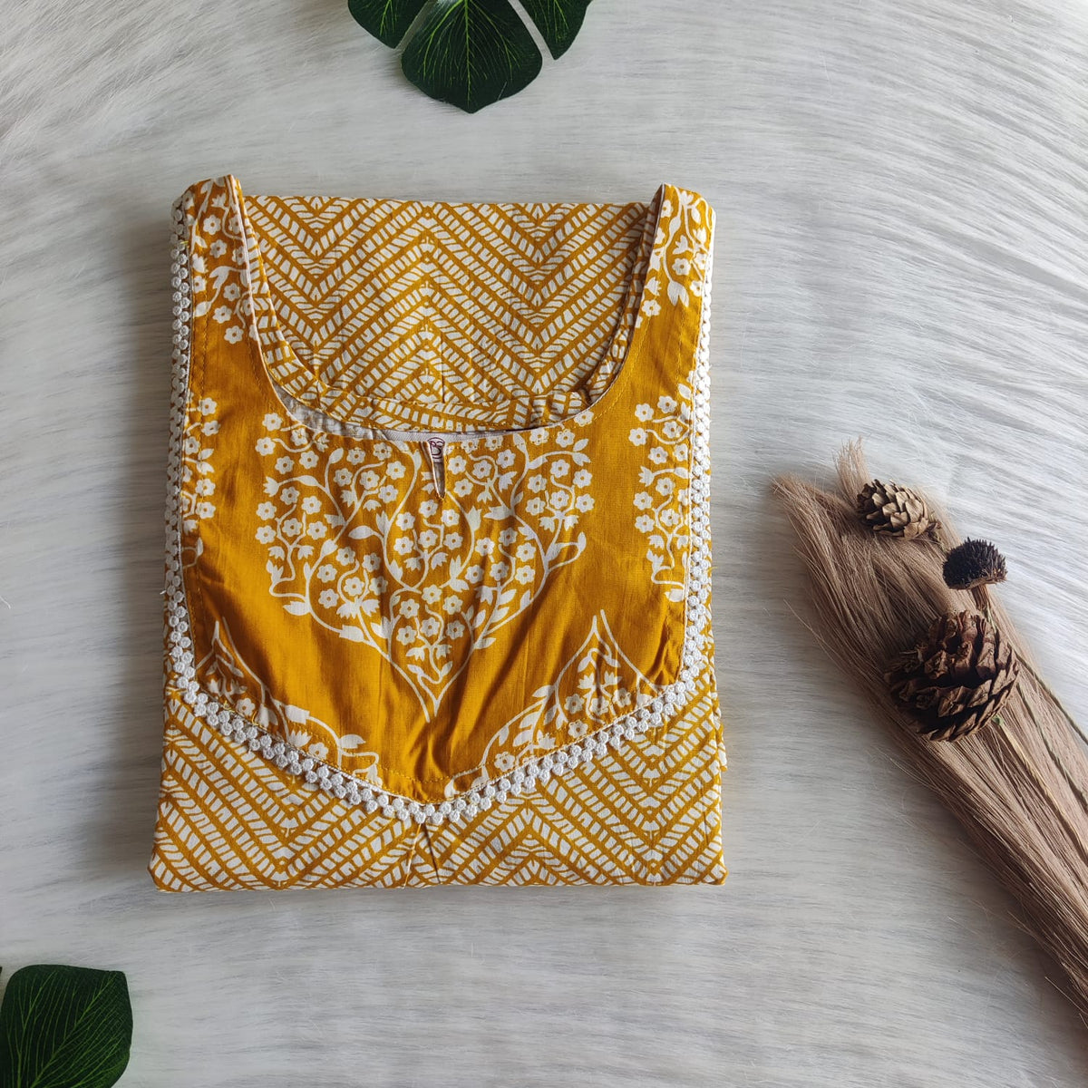 Mustard Yellow And White Zigazag Printed Premium Cotton Plus Size Mix N Match Lace Pocket Nighty | Chest Width 50″| Length 56″