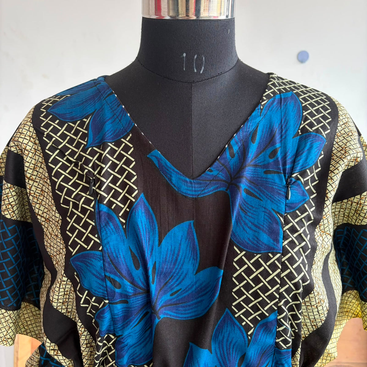 Navy-blue Floral Printed Premium Cotton Feeding Kaftan | Free Size | Chest Width 44″| Length 56″