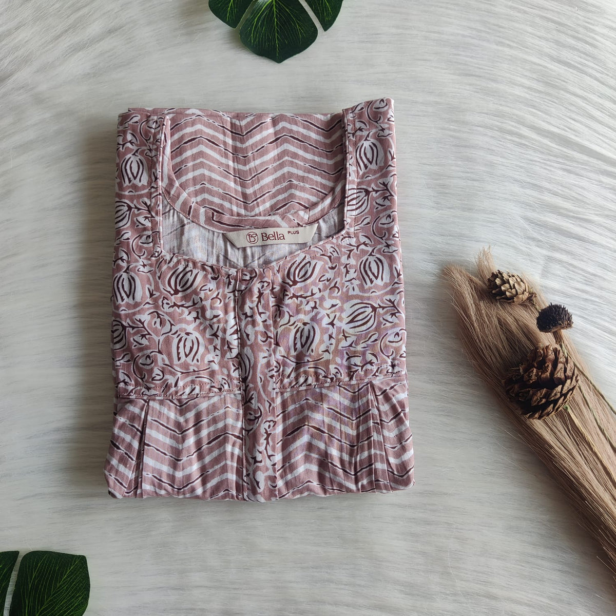 Garage Sale - Mauve And White Zigzag Printed Premium Cotton Square Neck Pleated Nighty | Free Size | Chest Width 44″| Length 55″-56″
