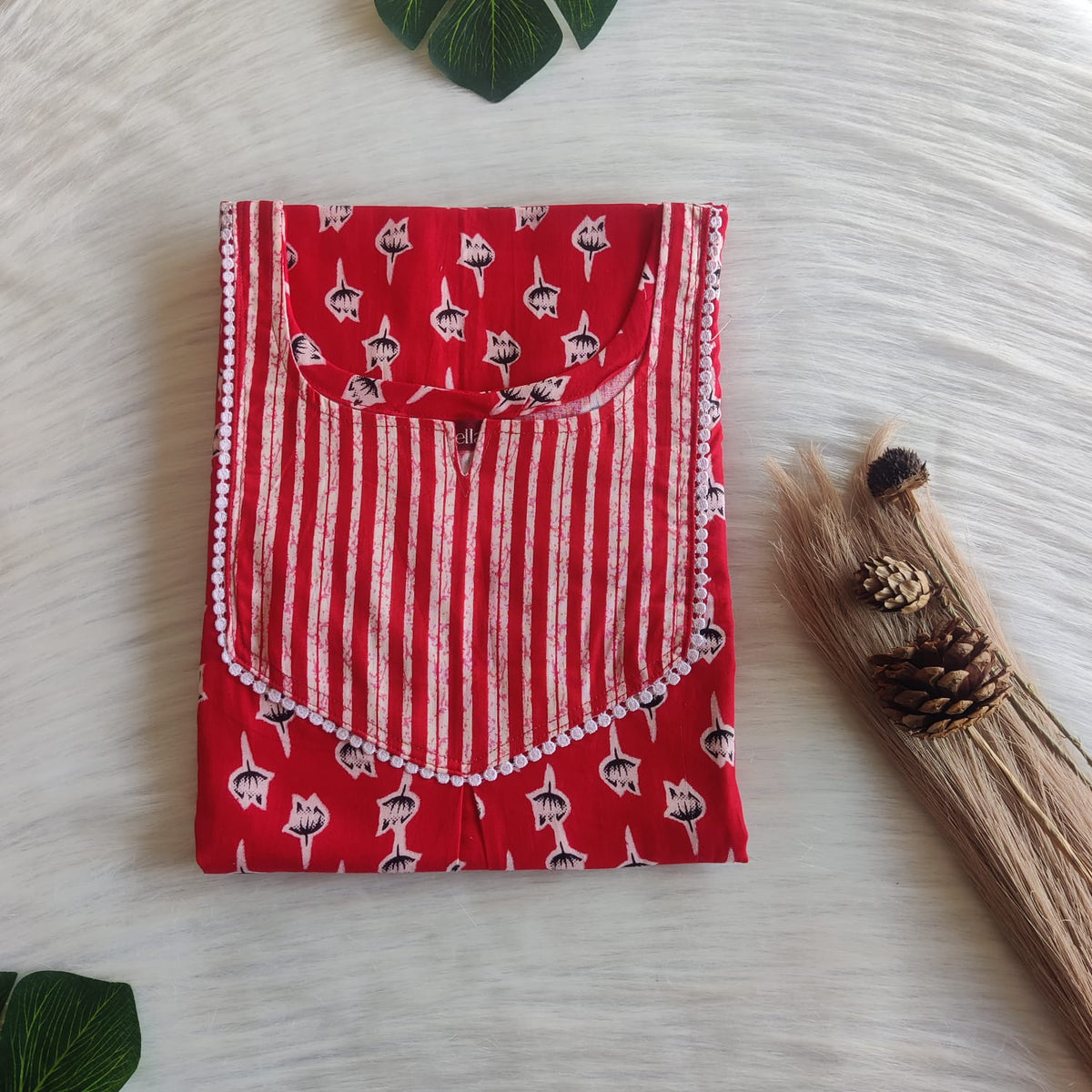 White And Red Floral Printed Premium Cotton Mix N Match Lace Pocket Nighty | Free Size | Chest Width 44″| Length 56″