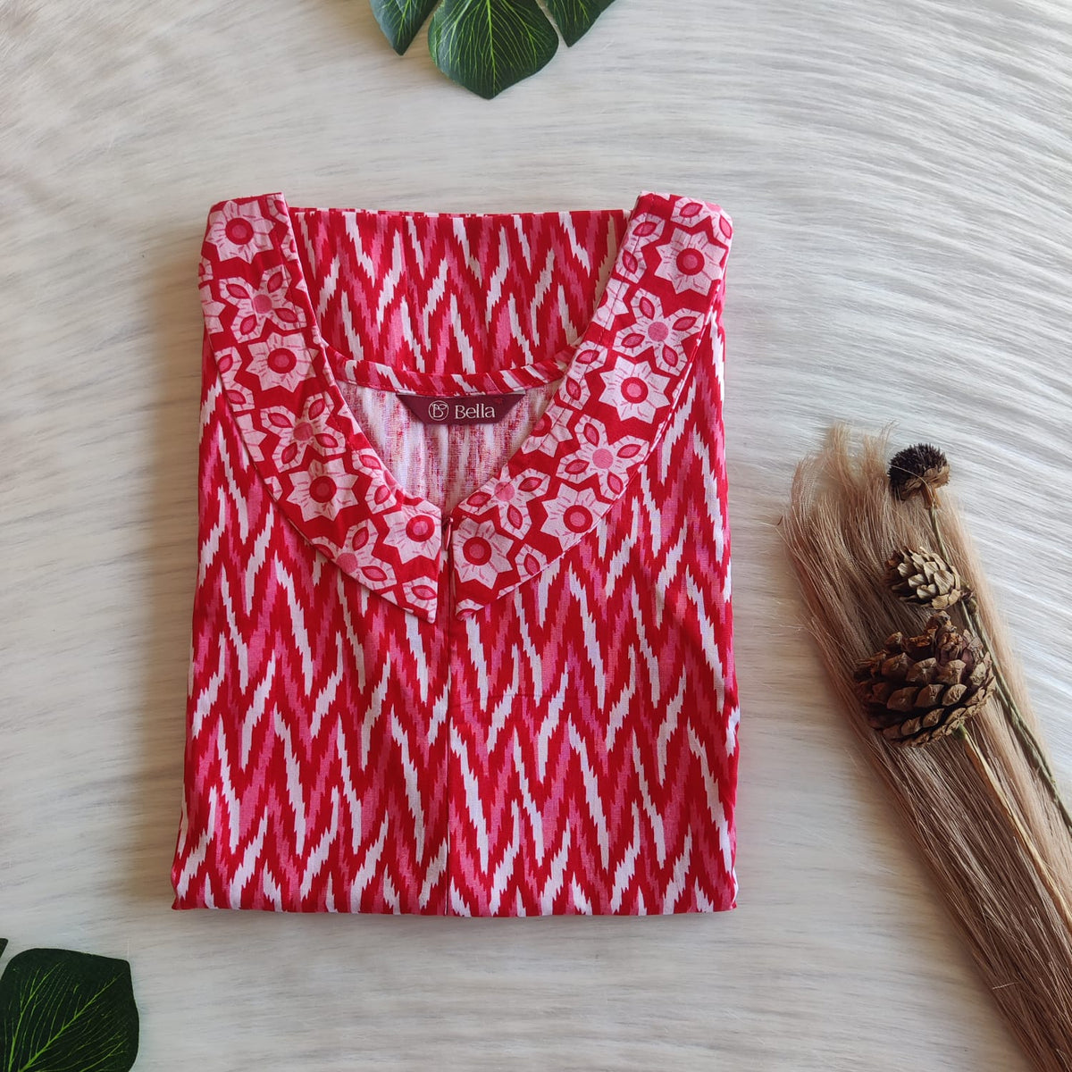White And Red Zig-Zag Printed Premium Cotton Peter Pan Collar Long Zip Feeding Nighty | Free Size | Chest Width 44″| Length 56″