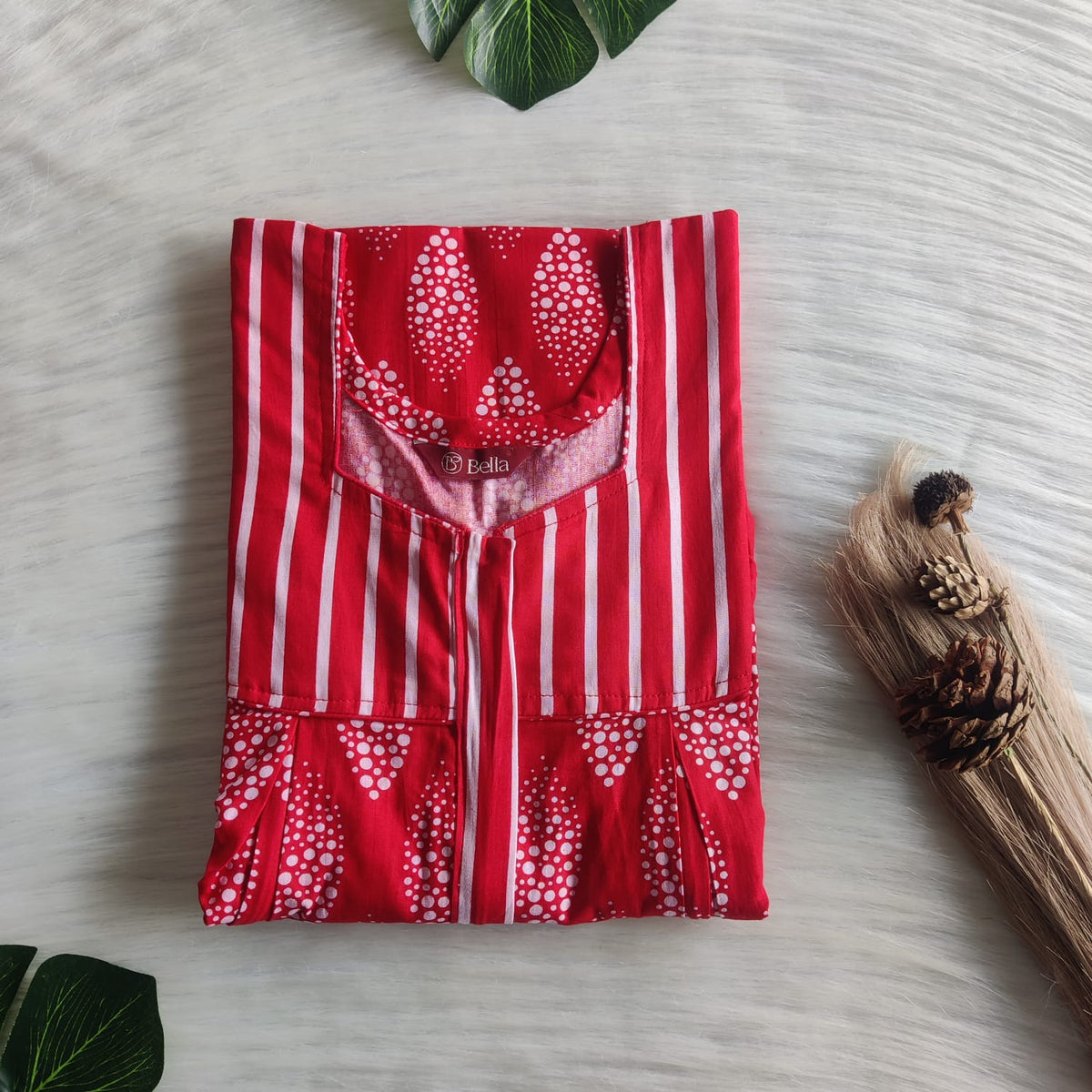 White And Red Printed Premium Cotton Pleated Vertical Zip Feeding Nighty | Free Size | Chest Width 44″| Length 54″-56″