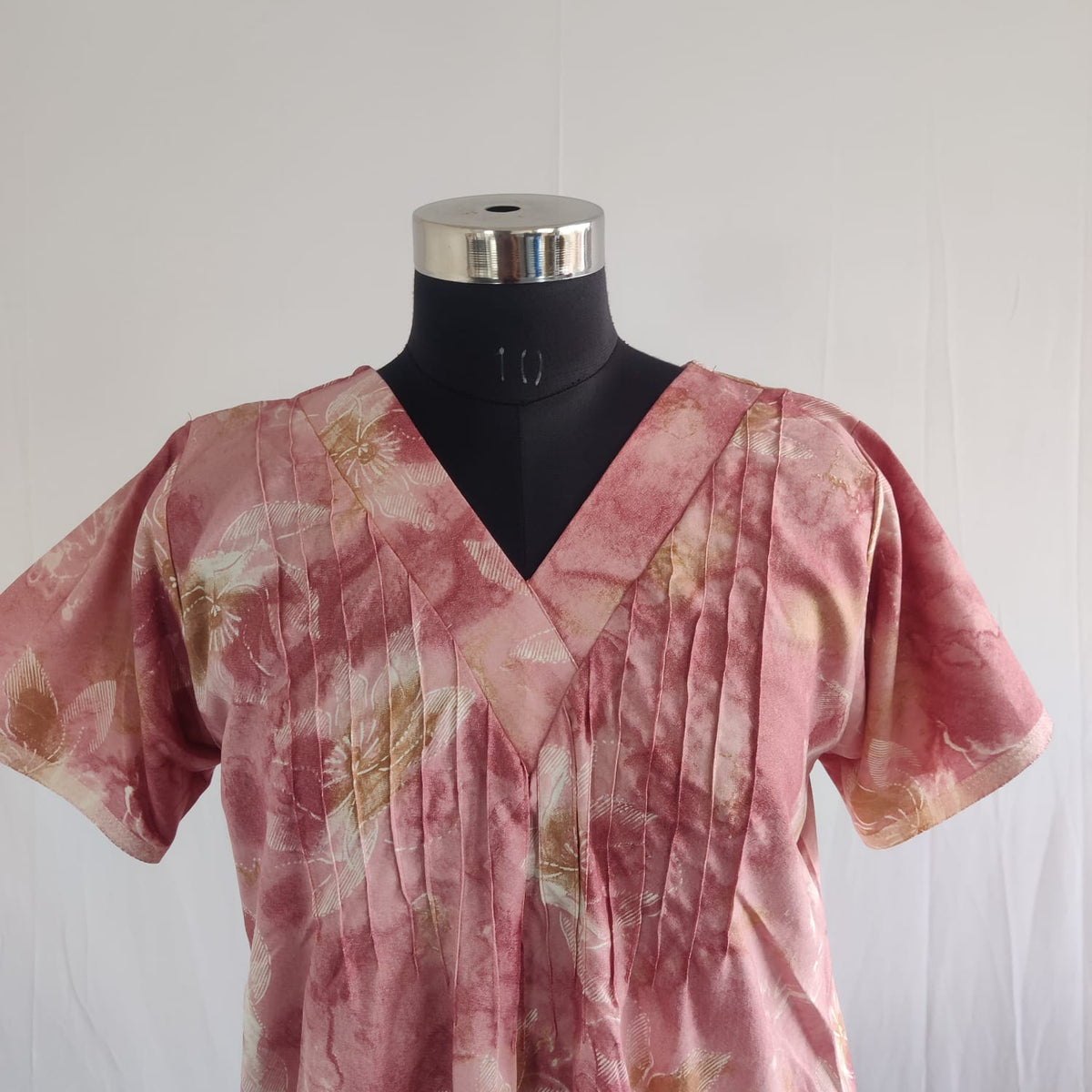 Onion Pink Printed V-Neck Alfine 60 Inch Length Churidar Cut Nighty | Free Size | Chest Width 44″| Length 60″