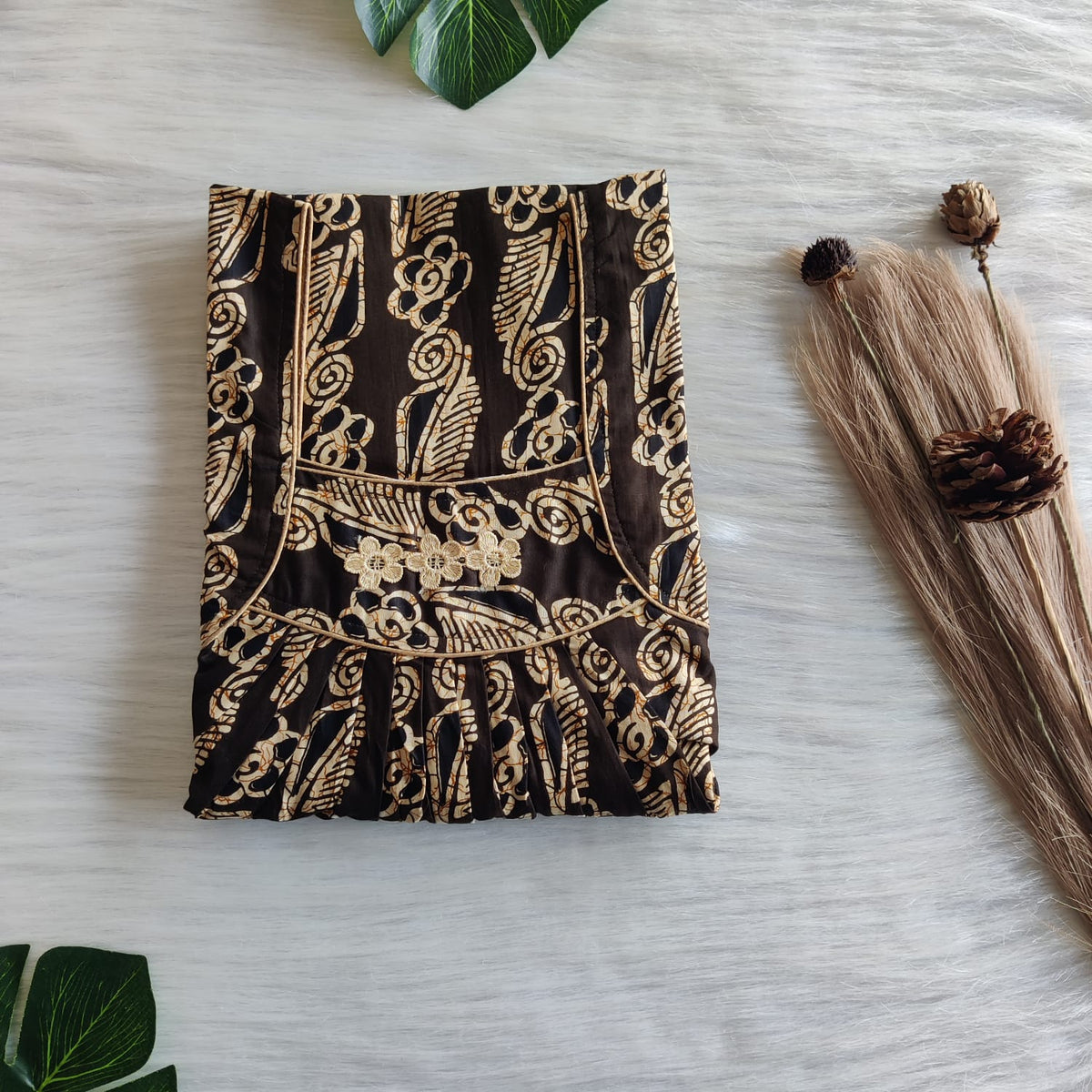 Dark Brown Printed Premium Cotton Three Flower Nighty |Free Size | Chest Width 44"| Length 54"-55"