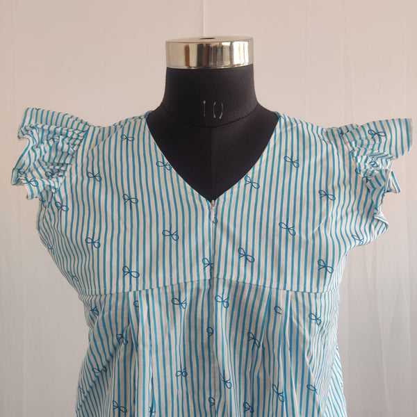 Blue Stripe Printed Premium Cotton V- Neck Ruffle Sleeve Long Zip Short Maternity Gown | Free Size | Chest Width 44″| Length 44″|