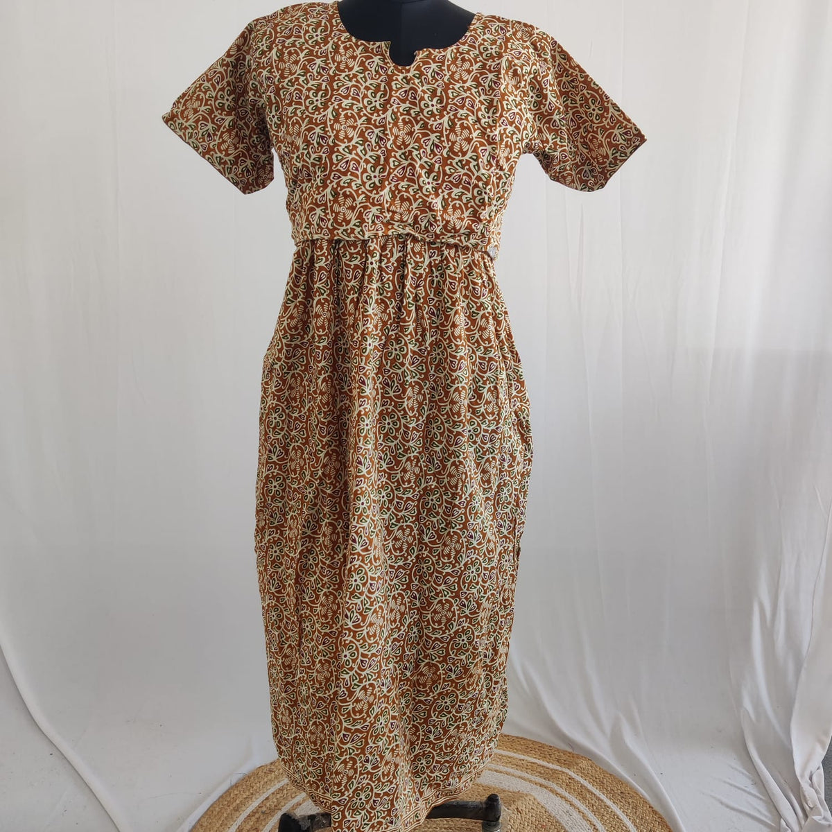 Brown Floral Printed Jaipur Cotton Buttonless Zipless Short Maternity Nighty | Free Size | Chest Width 44″| Length 52″